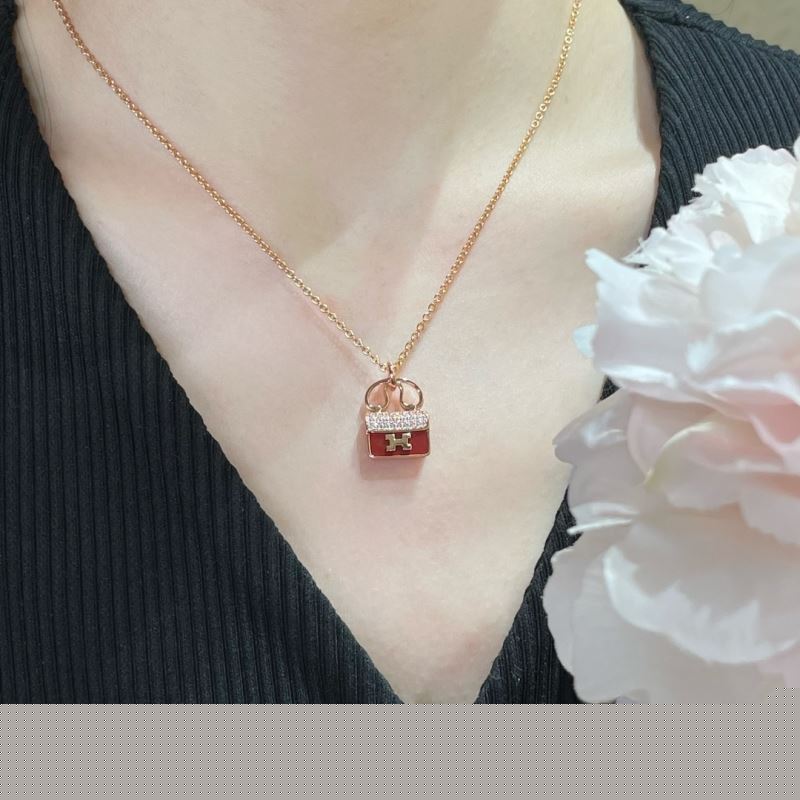 H**mes necklaces